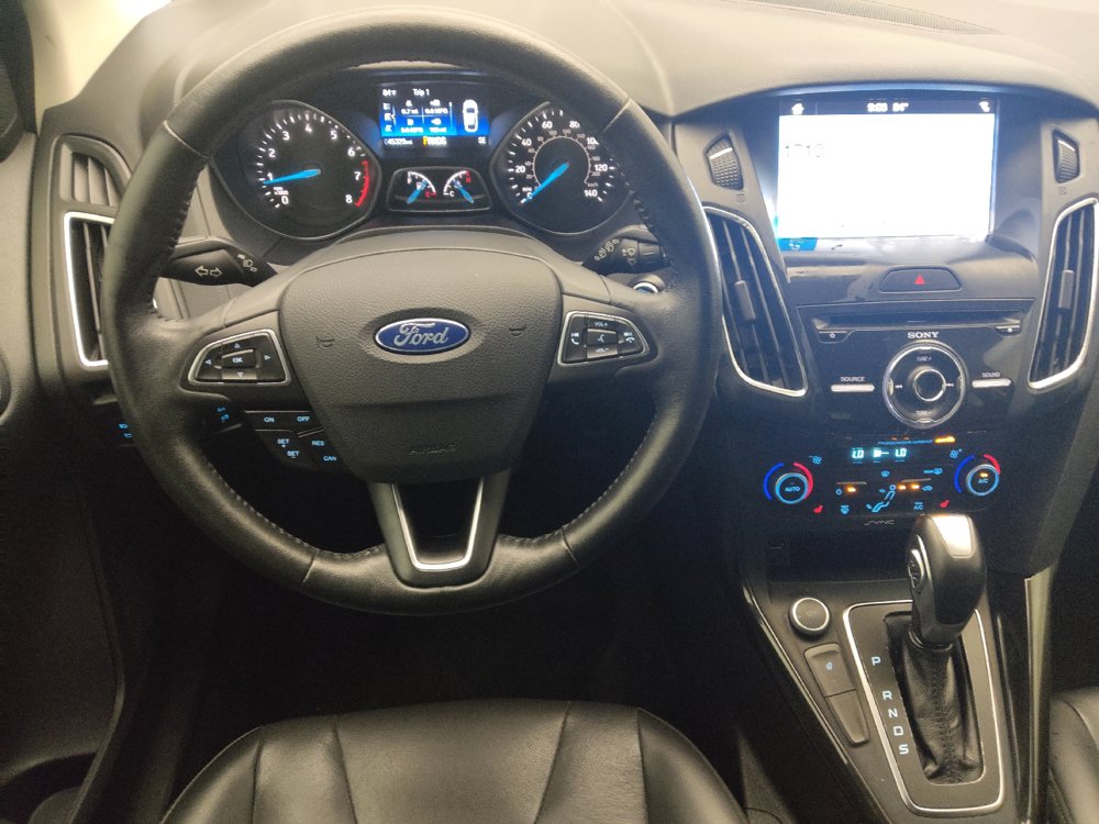 Used 2018 Ford Focus Titanium FWD image 22