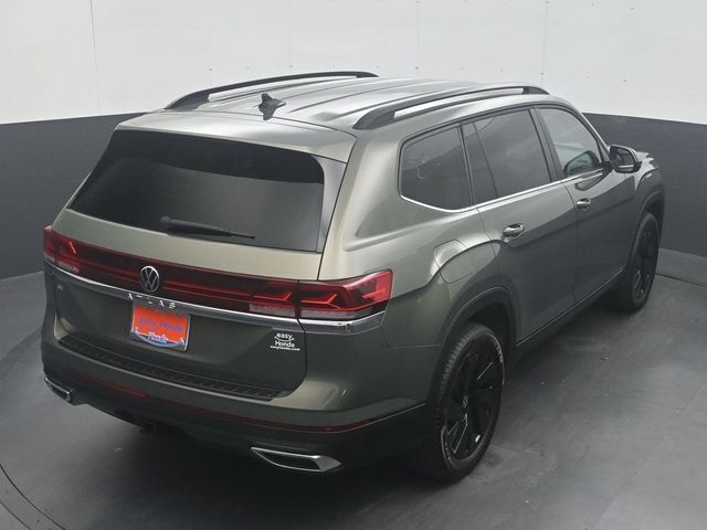 Used 2026 Volkswagen Atlas SE FWD image 25
