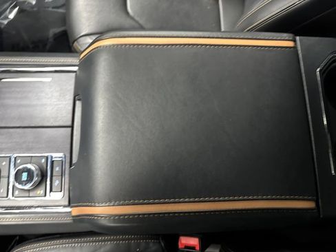 Used 2022 Ford Expedition Max Platinum image 23