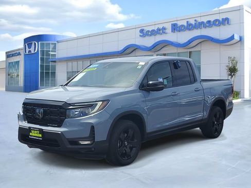 Certified 2024 Honda Ridgeline Black Edition image 2