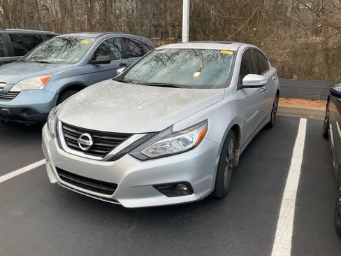 Used 2017 Nissan Altima 2.5 SL image 12