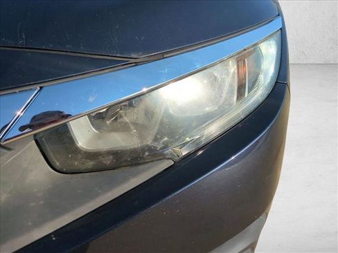 Used 2017 Honda Civic EX-L image 9