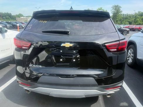 Used 2024 Chevrolet Blazer LT w/ Convenience Package FWD image 5