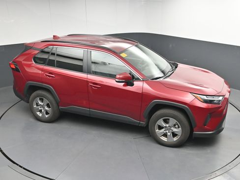 Certified 2025 Toyota RAV4 XLE image 34