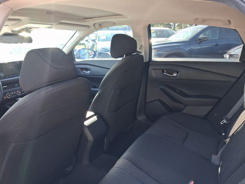 Used 2023 Honda Accord EX image 5