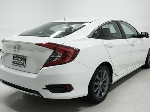 Used 2019 Honda Civic EX-L image 4