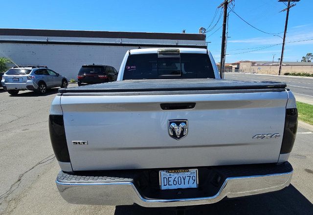 Used 2016 RAM 1500 Classic SLT w/ Trailer & Traction Group AWD/4WD image 4