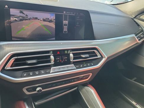 Used 2021 BMW X6 sDrive40i w/ M Sport Package image 29