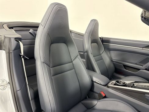 New 2026 Porsche 911 Carrera image 24