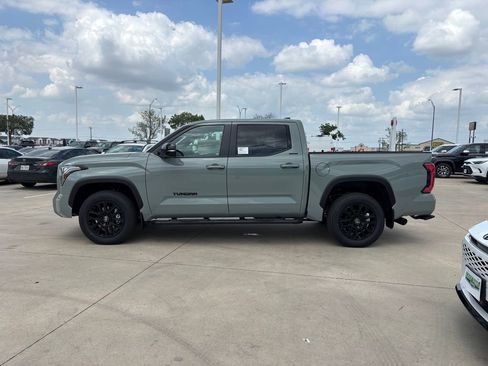 New 2026 Toyota Tundra Limited AWD/4WD image 2