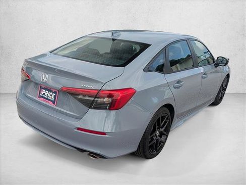 Used 2024 Honda Civic Sport image 5