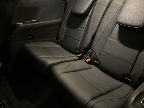 New 2026 Mercedes-Benz GLS 450 4MATIC image 14