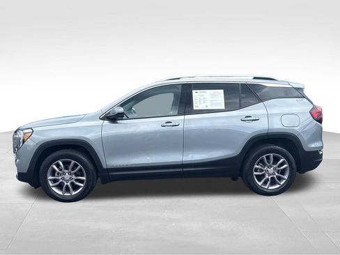 Used 2023 GMC Terrain SLT AWD/4WD image 2