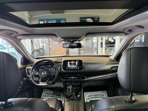 Used 2021 Nissan Rogue SL w/ Premium Package image 20