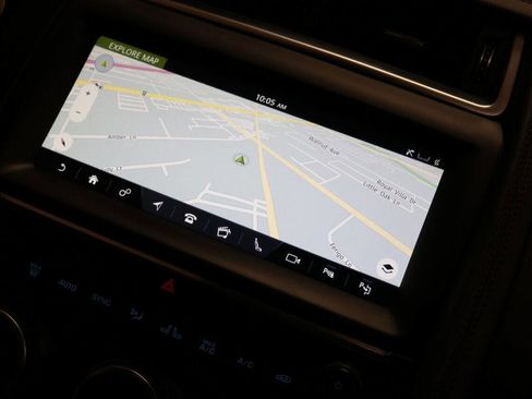 Used 2020 Jaguar E-PACE SE image 26