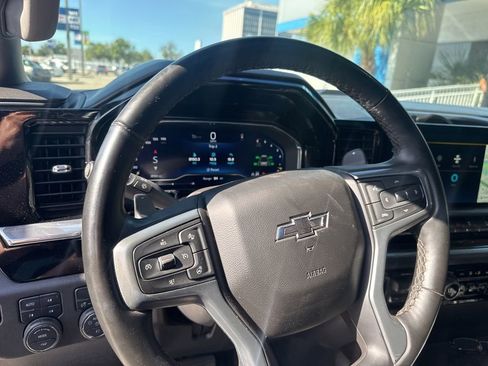 Used 2025 Chevrolet Silverado 1500 LT Trail Boss w/ Convenience Package II AWD/4WD image 20