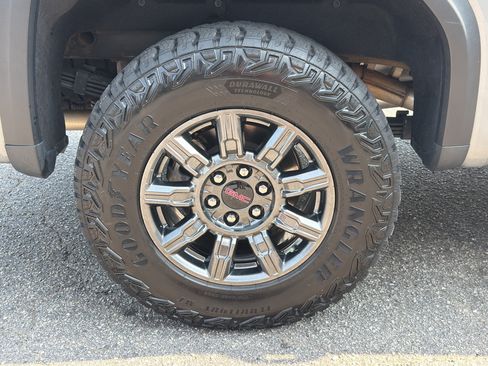 Used 2026 GMC Sierra 1500 AT4X AWD/4WD image 7