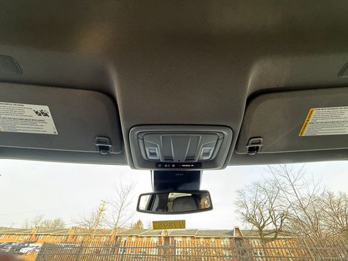 Used 2024 GMC Sierra 1500 SLT image 29