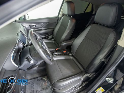 Used 2018 Buick Encore Preferred FWD image 25