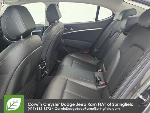 Used 2025 Genesis G70 2.5T image 29