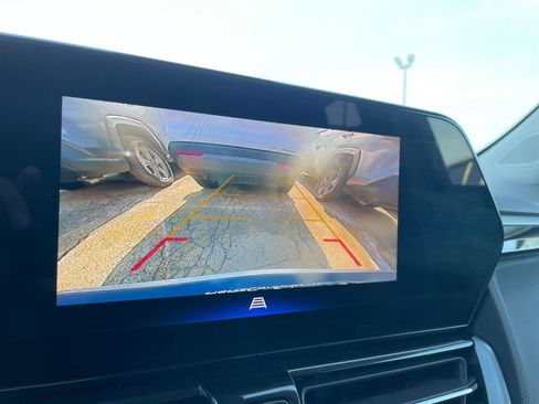 Used 2025 Chevrolet TrailBlazer LT image 17