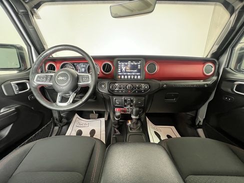 Used 2023 Jeep Wrangler Unlimited Rubicon w/ Cold Weather Group image 10