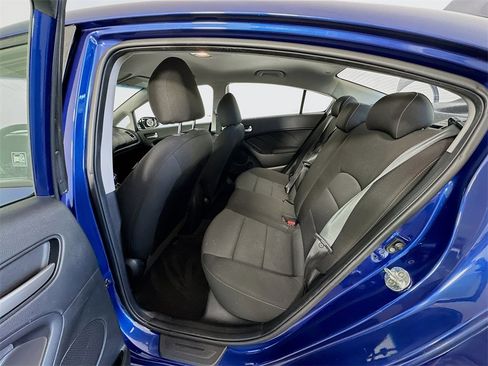 Used 2018 Kia Forte LX image 21