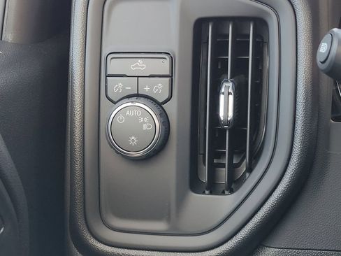 New 2026 Chevrolet Silverado 1500 W/T image 22