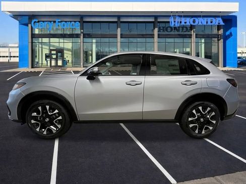 New 2026 Honda HR-V EX-L image 2