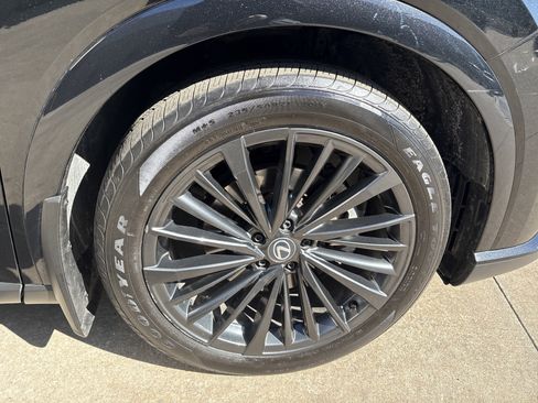 Used 2025 Lexus RX 350 Premium w/ Convenience Package image 13