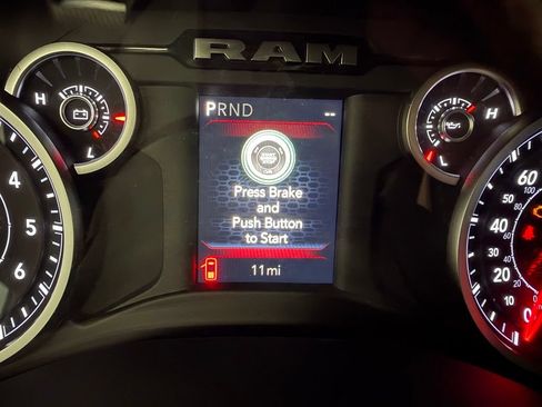 New 2026 RAM 2500 Tradesman AWD/4WD image 16
