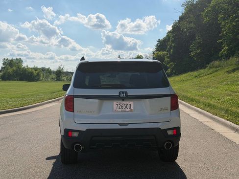 Used 2022 Honda Passport Elite image 4