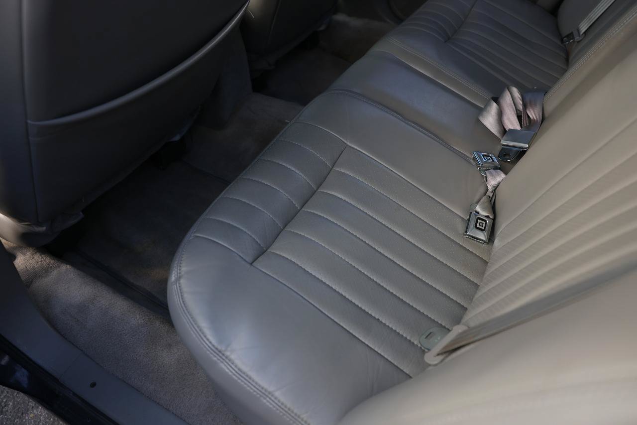Used 1995 Chevrolet Caprice SS RWD image 10
