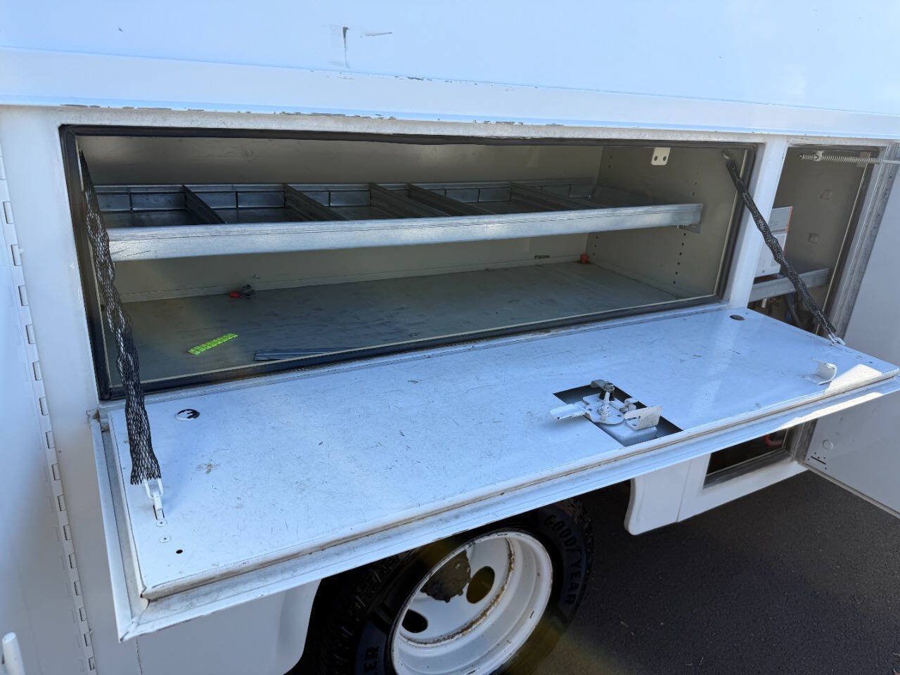 Used 2013 Ford E-350 and Econoline 350 Super Duty RWD image 24