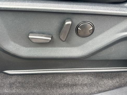 Used 2026 Ford F150 Lariat AWD/4WD image 12