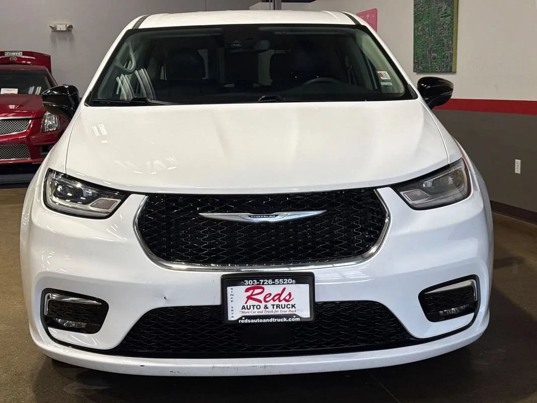 Used 2024 Chrysler Pacifica Touring-L FWD image 77