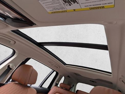 Certified 2026 BMW X7 xDrive40i image 17