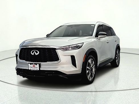Used 2023 INFINITI QX60 Luxe AWD/4WD image 2