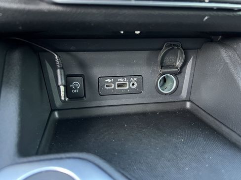 Used 2024 Nissan Sentra SR w/ SR Premium Package image 18