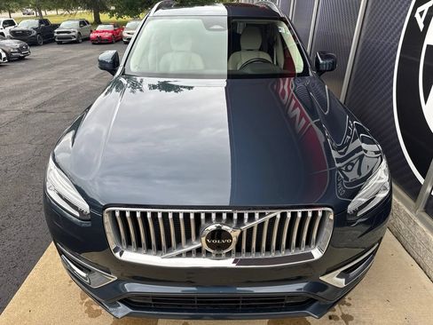 Used 2023 Volvo XC90 B6 Plus AWD/4WD image 9
