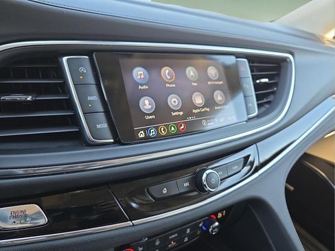 Used 2024 Buick Enclave Avenir w/ Avenir Technology Package image 17