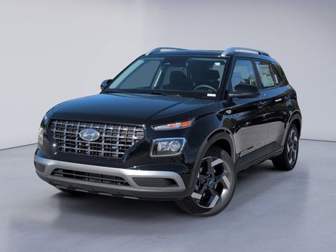 New 2026 Hyundai Venue SEL FWD image 2