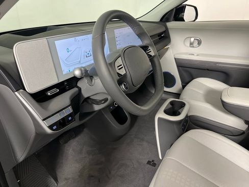 Used 2024 Hyundai Ioniq 5 Limited image 23