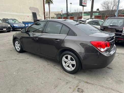 Used 2016 Chevrolet Cruze LT w/ Technology Package image 11
