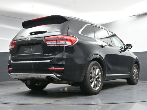 Used 2016 Kia Sorento SX image 26