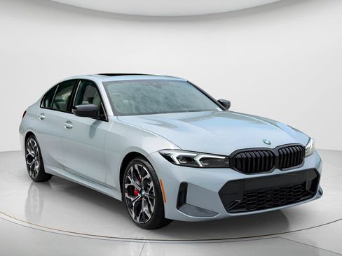 New 2026 BMW 330i Sedan w/ M Sport Package RWD image 3