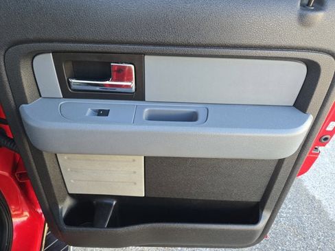 Used 2014 Ford F150 XLT w/ Equipment Group 302A Luxury image 9