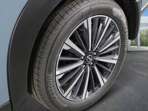 New 2026 Nissan Pathfinder Platinum w/ Accent Package FWD image 9