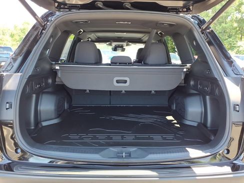 Used 2025 Subaru Forester Premium w/ Convenience Package #1 AWD/4WD image 18