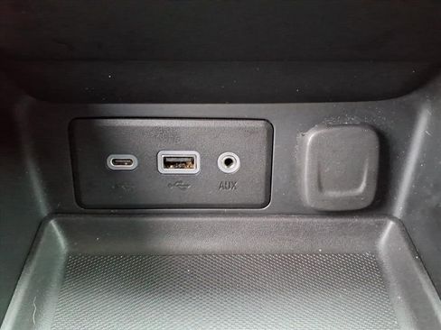 Certified 2022 GMC Terrain SLE image 14